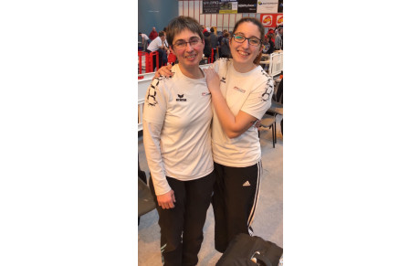 Deux archères au championnat de France.